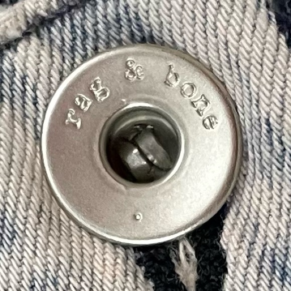 rag & bone/JEAN size 27 bleach blush and dark blue cutoff shorts - Picture 13 of 13